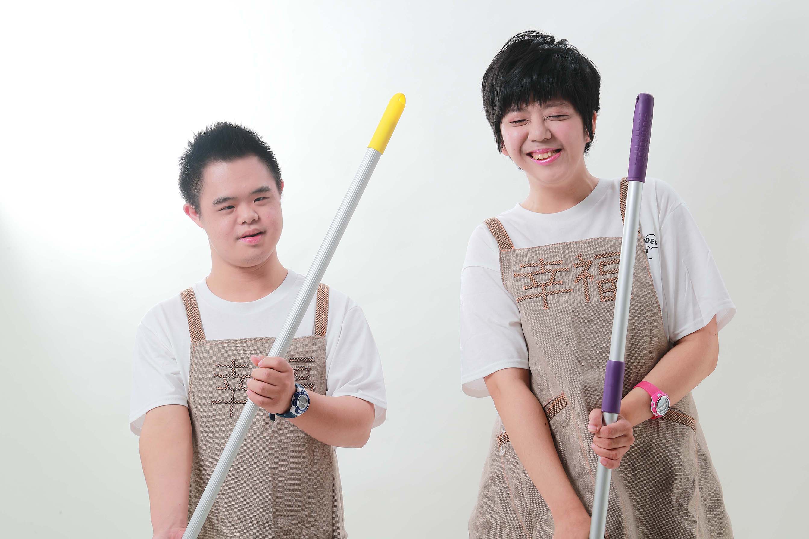 憨兒清潔工作隊的日常練習(標題圖檔)